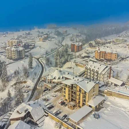 Gold Palace Wellness & 2* Boekovel