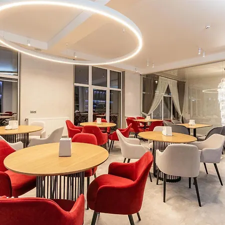 Gold Palace Wellness & 2*