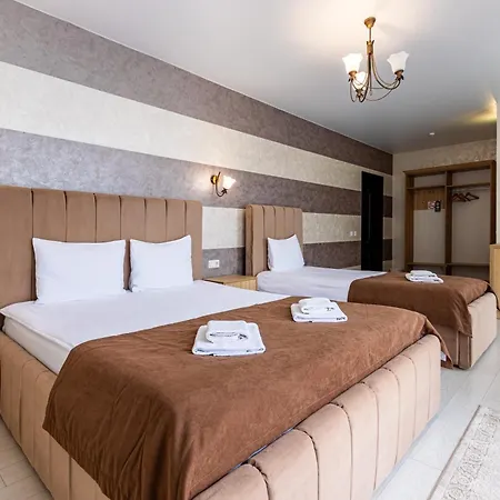 Hotell Gold Palace Wellness & Bukovel