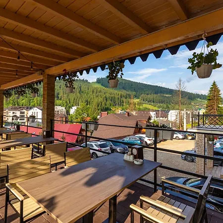 Gold Palace Wellness & Bukovel