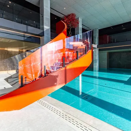 Отель Gold Palace Wellness & 2*