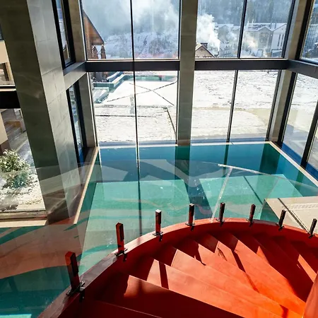 Gold Palace Wellness & Hotell Bukovel