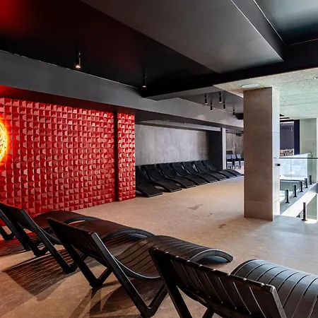 Gold Palace Wellness & Отель 2*