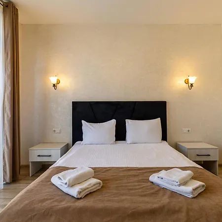 Gold Palace Wellness & 2*