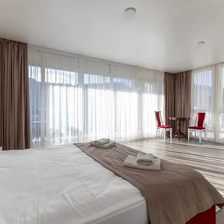 Hotell Gold Palace Wellness & Bukovel