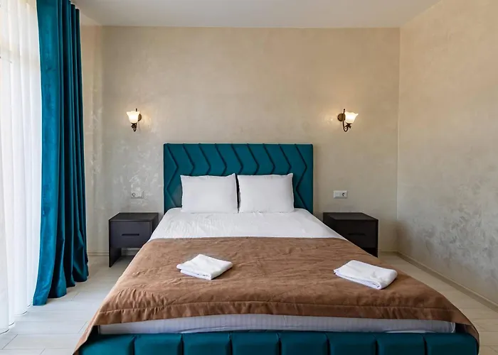 Gold Palace Wellness & 酒店