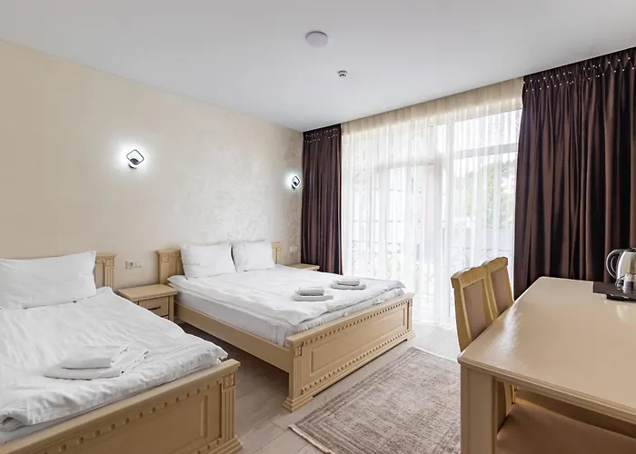Gold Palace Wellness & 2* Boekovel