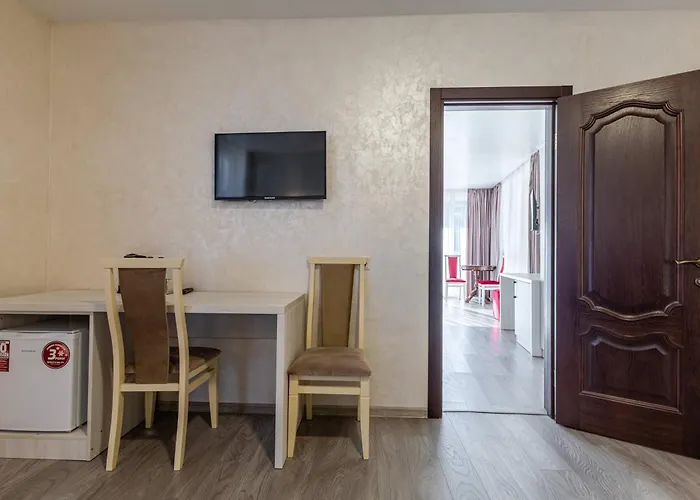 Gold Palace Wellness & 酒店