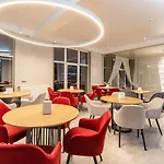 Gold Palace Wellness & 2*