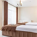 Gold Palace Wellness & Bukoveľ